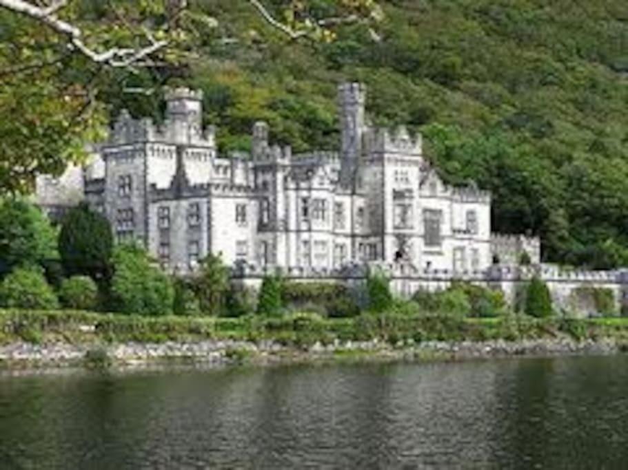 Clonbur House - Studio Village Apartment Galway Eksteriør billede